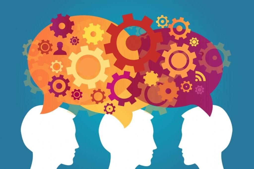 image de trois dessins de personne qui réfléchisse